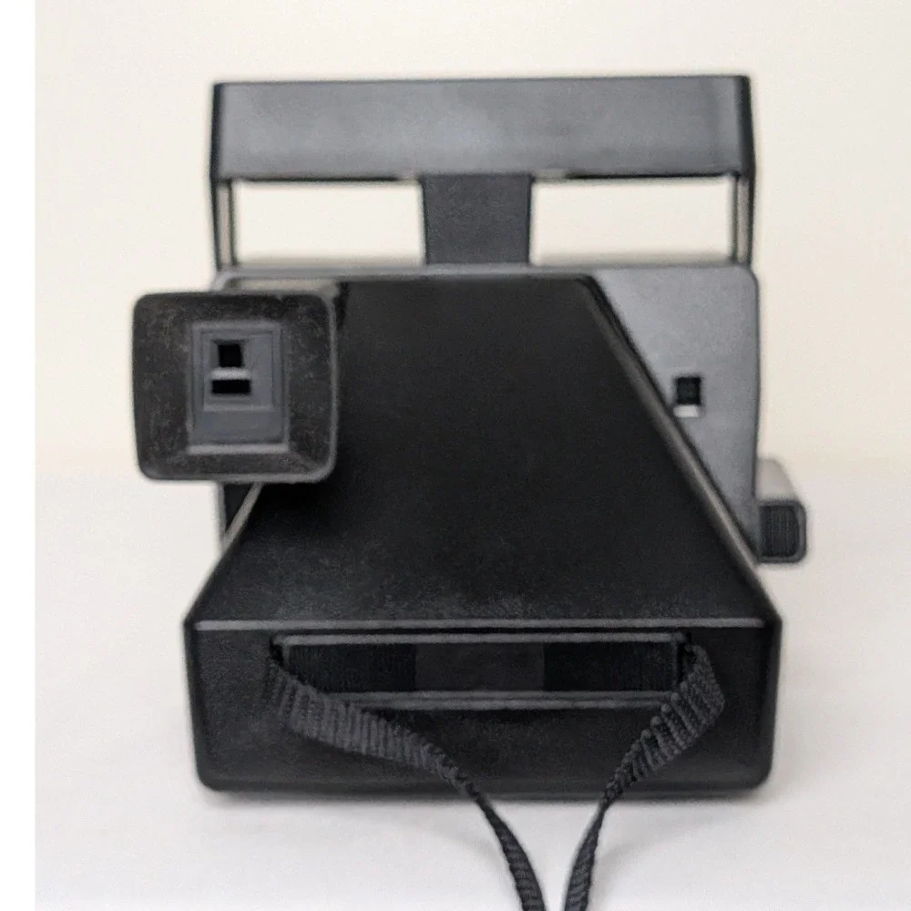 Polaroid OneStep 600 Instant Film Camera Black Rainbow Vintage 80s OS600 WORKING